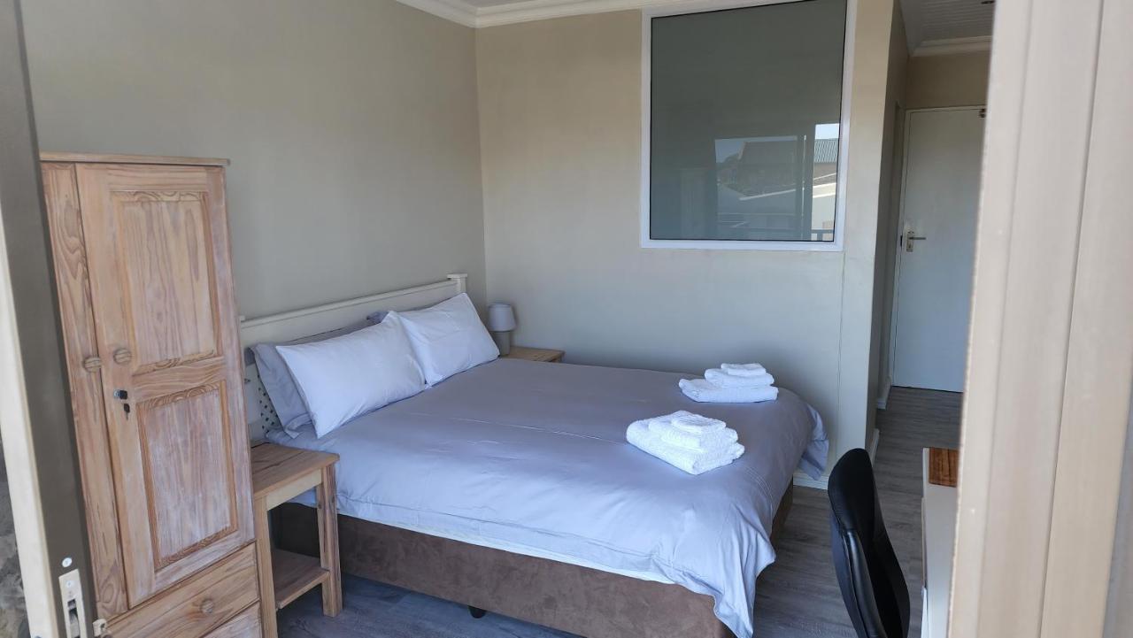 Hotel Stonehouse On Main Struisbaai Exterior foto